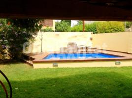 Houses (villa / tower), 340 m², almost new, Calle MIGDIA