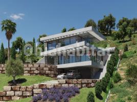 Houses (villa / tower), 363 m², new, Calle camp de tir, 1