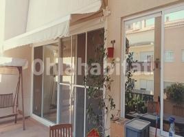 Houses (terraced house), 330 m², almost new