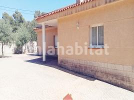 Houses (villa / tower), 180 m², almost new