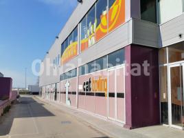 For rent business premises, 826 m², new, Ronda Sud, 17