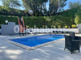 Houses (villa / tower), 210 m², Calle els Xiprers