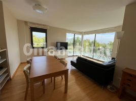Flat, 126 m², almost new