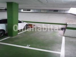 For rent parking, 9 m², almost new, Calle de la Igualtat, 21