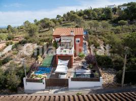 Houses (detached house), 126 m², almost new, Calle del Bedoll