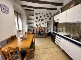 Houses (terraced house), 216 m², Plaza Bisbe Comelles, 3A
