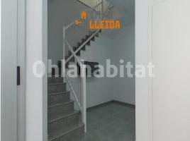 Flat, 101 m², near bus and train, almost new, Calle la Font