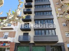 Propiedad vertical, 3000 m², Zona