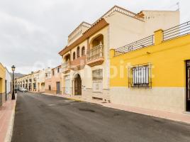 Flat, 456 m², almost new, Calle Duero