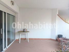 Flat, 103 m², near bus and train