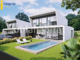 Houses (detached house), 218 m², San Juan del Sur / MAS MOREU