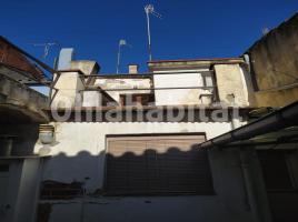 Houses (terraced house), 314 m², near bus and train