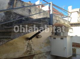 Houses (terraced house), 314 m², near bus and train