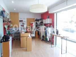 For rent business premises, 40 m², near bus and train