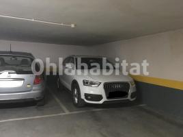 For rent parking, 13 m², Calle de Francesc Eiximenis, 1
