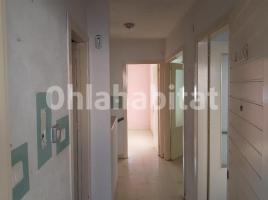 Flat, 105 m², almost new