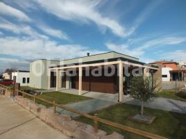 New home - Houses in, 93 m², new