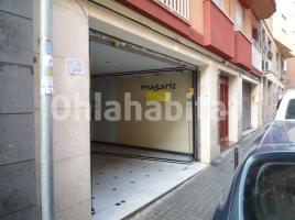 For rent business premises, 60 m², close to bus and metro, Calle del Pantà de Tremp, 15