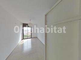 Flat, 95 m², almost new