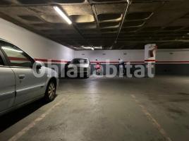 For rent parking, 10 m², Calle Sardenya