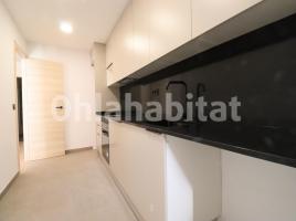 For rent flat, 103 m², Calle de Latorre