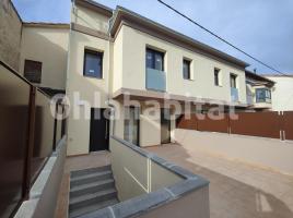 Houses (terraced house), 180 m², new, Carretera Sant Joan