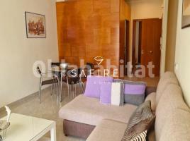 For rent flat, 95 m², Zona