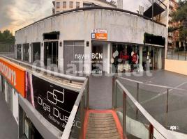 For rent business premises, 1350 m², near bus and train