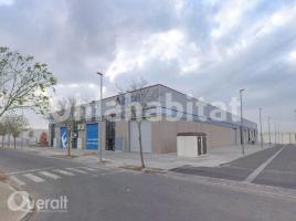 Industrial, 639 m², almost new
