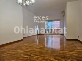 For rent flat, 159 m², Zona