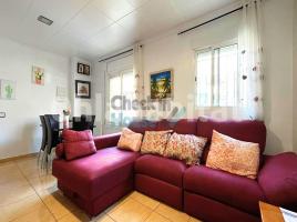 Houses (terraced house), 140 m², almost new