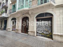 For rent business premises, 380 m², near bus and train, Calle de Viladomat, 111