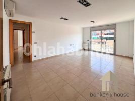 Flat, 99 m², almost new, Zona