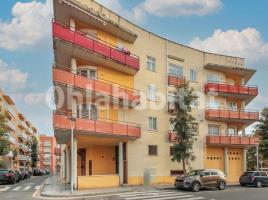 Pis, 102 m², prop de bus i tren, seminou, Calle de l'Equador