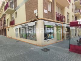 Alquiler local comercial, 68 m², cerca bus y metro, Calle de Joaquim Molins, 2