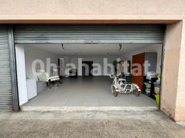 For rent business premises, 40 m², Calle Montserrat