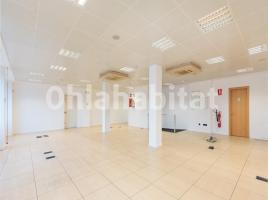For rent office, 157 m², close to bus and metro, almost new, Calle del Consell de Cent
