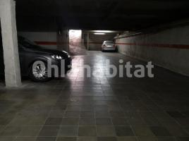 Plaça d'aparcament, 70 m²