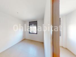 Piso, 60.94 m², cerca de bus y tren, nuevo