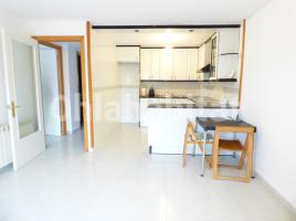 Piso, 73 m², cerca de bus y tren