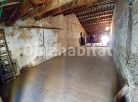 Casa (unifamiliar aïllada), 250 m², prop de bus i tren