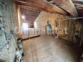 Casa (unifamiliar aïllada), 250 m², prop de bus i tren