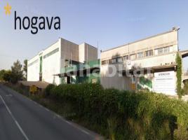 Nau industrial, 6991 m², Abrera