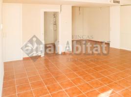 Obra nova - Pis a, 74 m², prop de bus i tren, nou