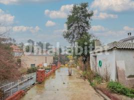 Houses (detached house), 251 m², near bus and train, Vallirana