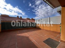 Houses (terraced house), 206 m², near bus and train, almost new