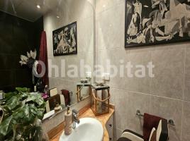 Flat, 80 m², near bus and train, Centre