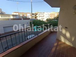 Flat, 125 m², near bus and train, Nucli Urbà