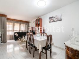 Piso, 84 m², cerca de bus y tren,  (Girona) 