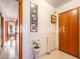 Piso, 84 m², cerca de bus y tren,  (Girona) 